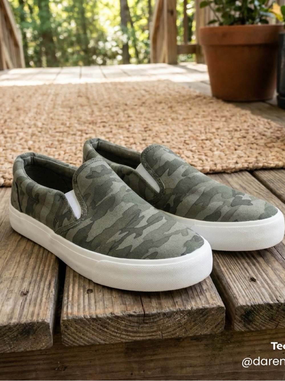 American Eagle Outfitters Green Camo Slip-On Sneakers
